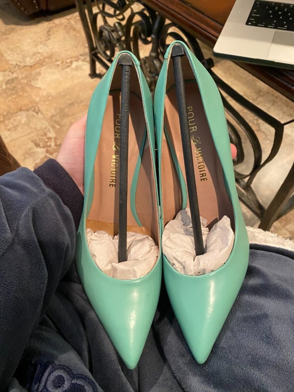 Pour La Victoire Easton Pump Mint Green Leather Point Toe Heels